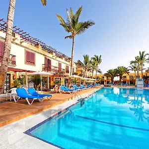 2* Aparthotel Oasis Club
